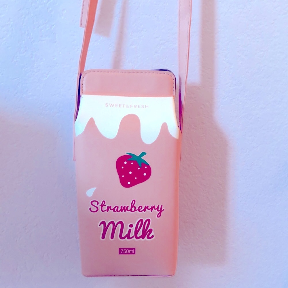 Strawberry Milk purse!! 🍓🌸